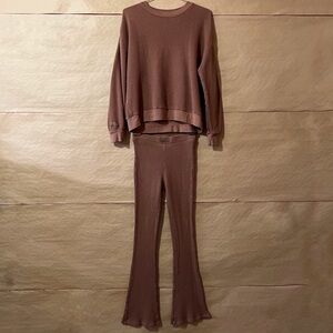 SET Active Waffle Knit Lounge Matching Set Crew Sweatshirt Flare Pants Size XS/S